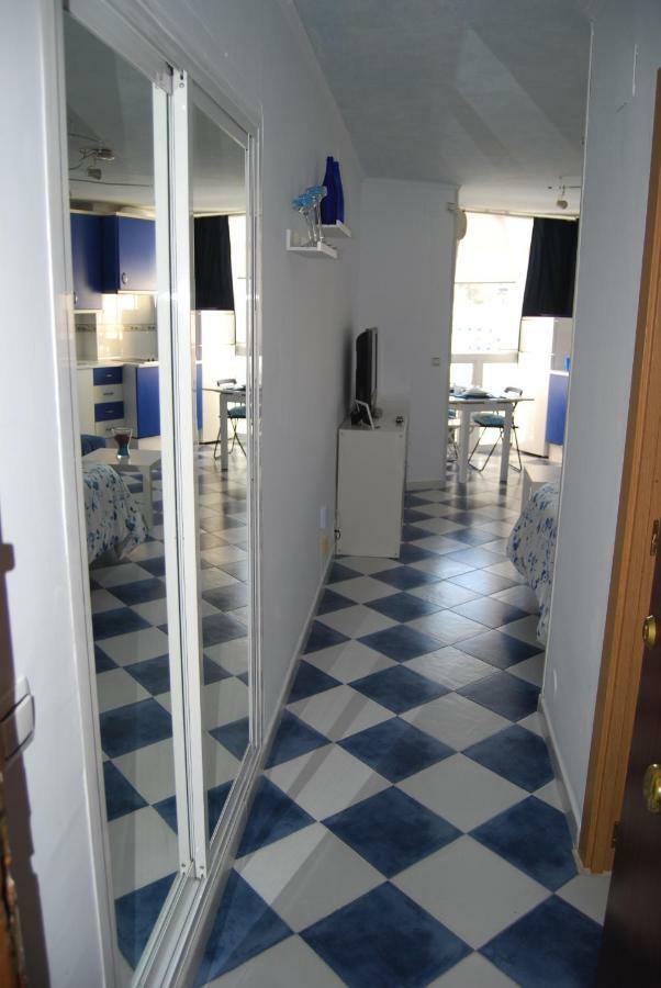 M3 904 Azul Mediterraneo Bonito Y Confortable Estudio Benalmadena Bagian luar foto
